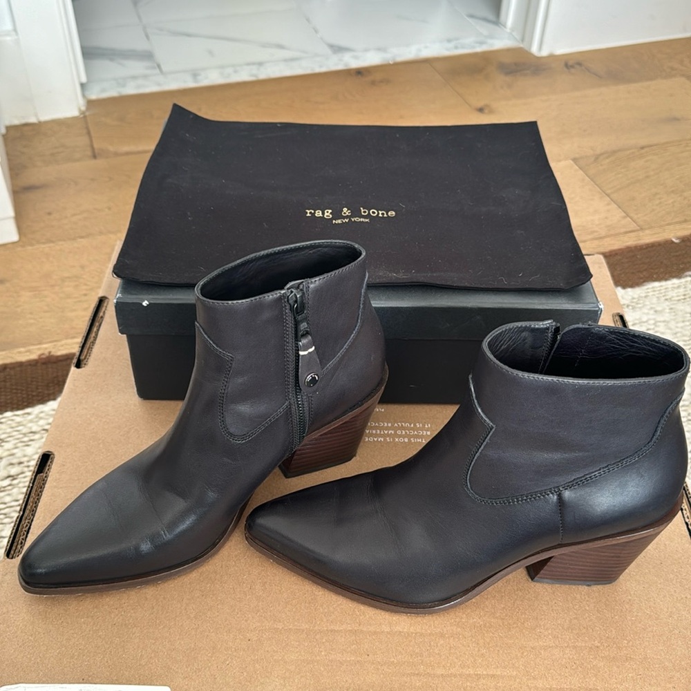 Rag & Bone Leather Razor Heeled Booties in Black